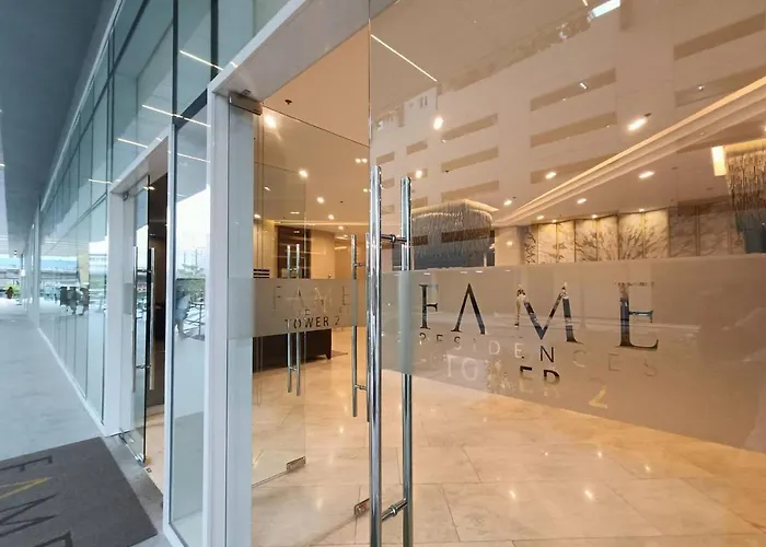 Penthouse At Fame 41st Floor, Shangrila-megamall * Manila